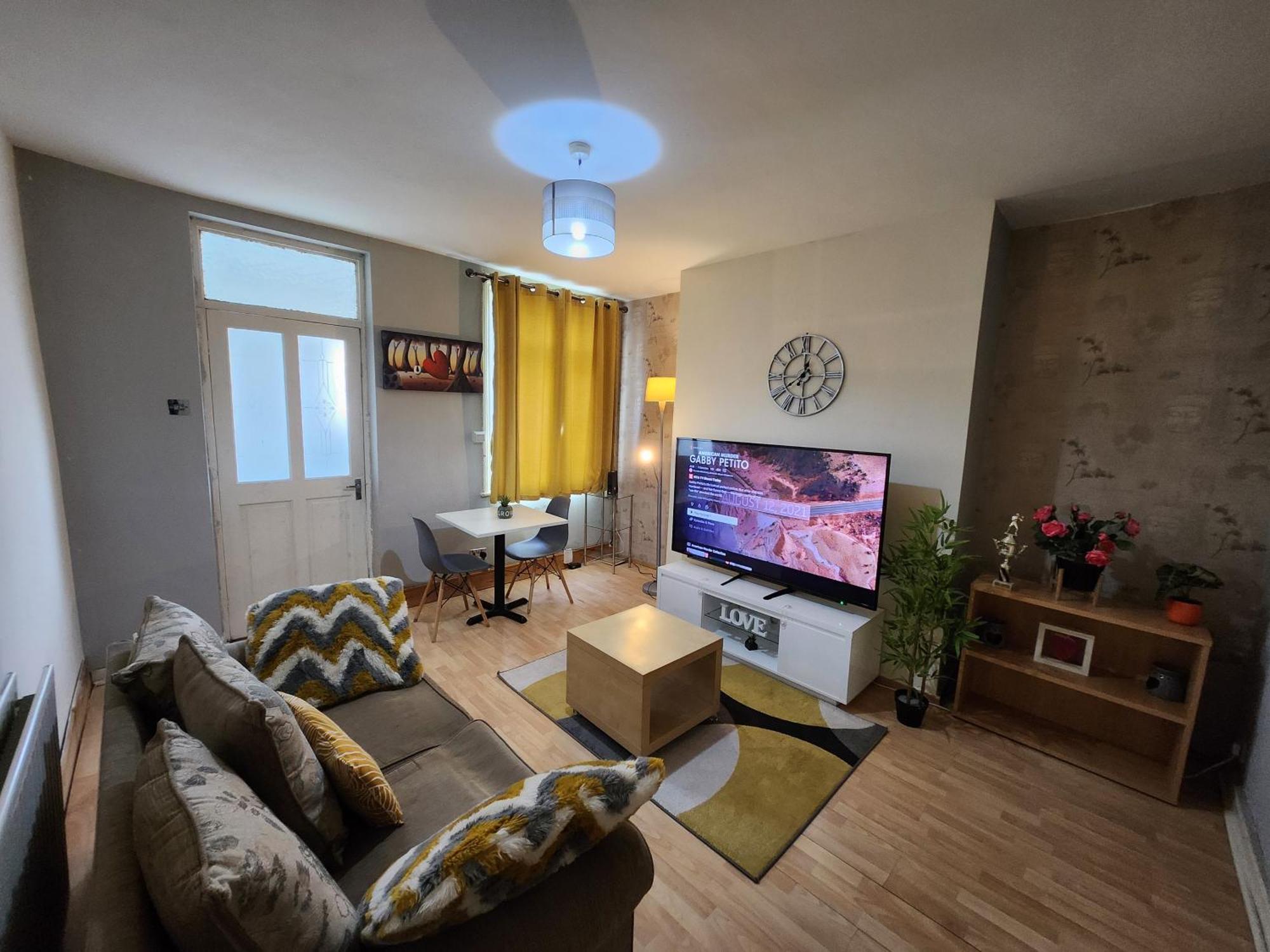 Primos Executive - 2 Bedroom House In Wallsend นิวคาสเซิล อะพอน ไทน์ ภายนอก รูปภาพ